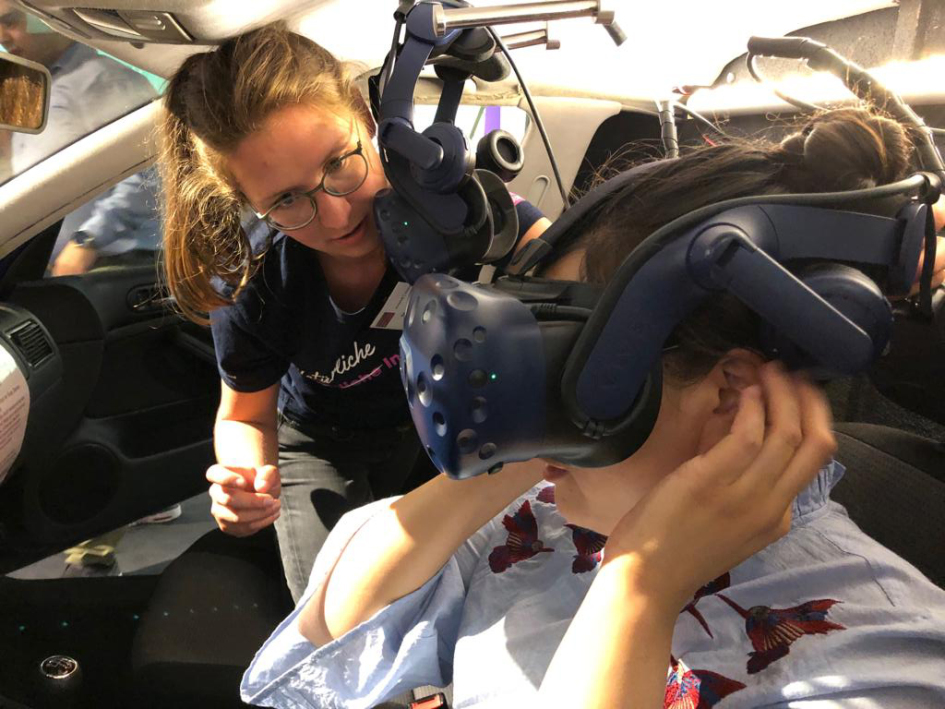 Besuch beim Ausstellungsschiff MS Wissenschaft