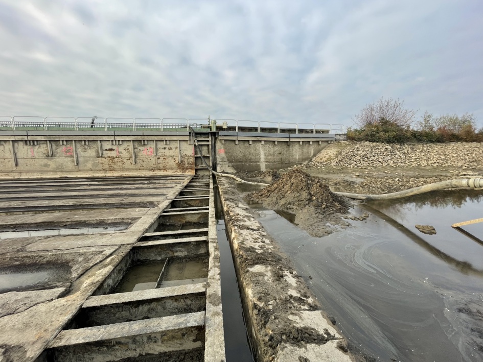 Alte Fahrt MLK Leine - leerer Trog