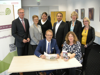 Presseauftakt-Gruppenfoto_140826_c_Deibert, IHK Ostwestfalen