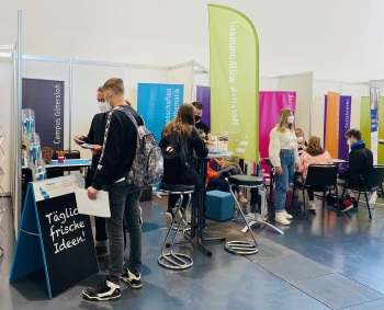 Stand der Fachbereichs IuM auf der Messe vocatium