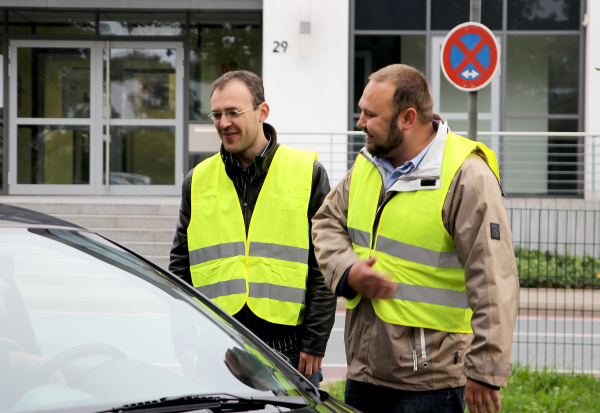 Parkplatzwaechter01