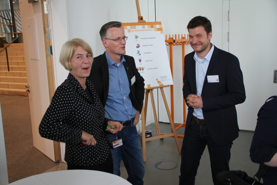 2016 Präsidentin Schramm-Wölk, Prof. Waßmuth und Fromme 5 Jahre experiMINT Schüler_innenlabor