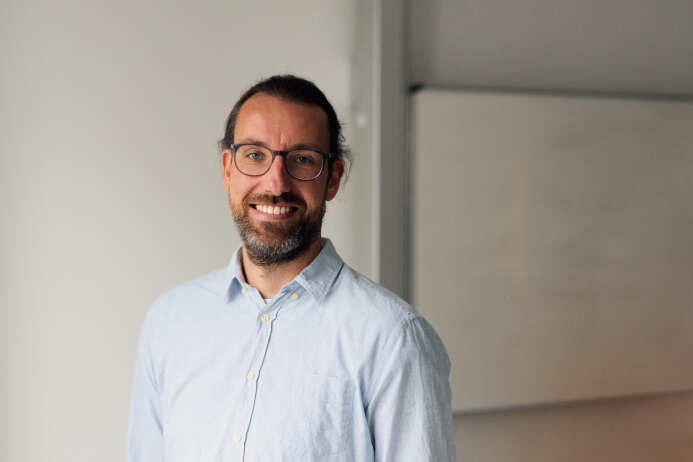 Prof. Dr. Christian Peters