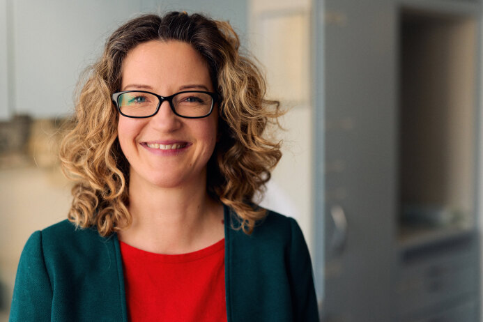 Prof. Dr. Rena Amelung