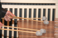 Fingerfertigkeit und Rhythmus