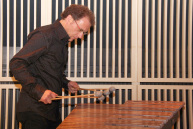 Reinhold Westerheide an der Marimba