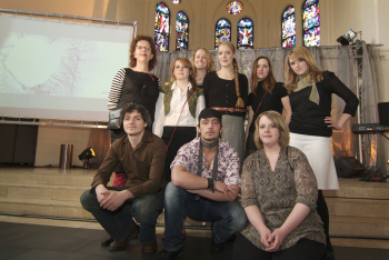 Studierende entwickeln Bestattungsschmuck