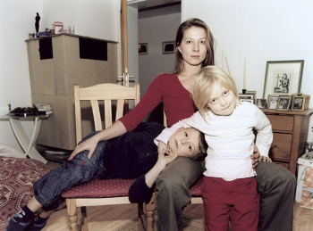 Fotoausstellung Women World Wide beim Tag der offenen Tür im Bundeskanzleramt
