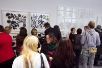 Viele Besucher bei der 13. Ausstellung \