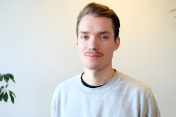 Porträtfoto von männlicher Person.