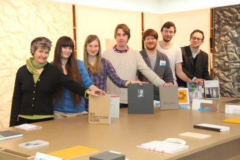 Professorin Suse Wiegand, Maria Arndt, Clarissa Becker, Arne Vogt, Paul Schwaderer, Steffen Budke und Professor Dirk Fütterer.