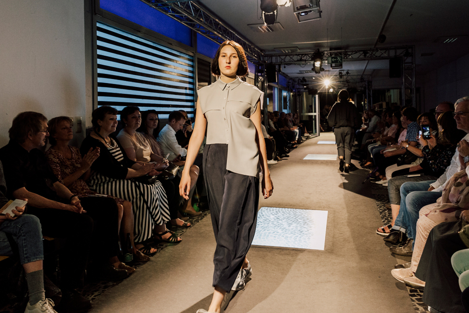 Modenschau - Bild 7 - Beauty comes from strange places (7)