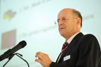 3. Symposium Intelligente Gebäudetechnologien, Prof. Henning