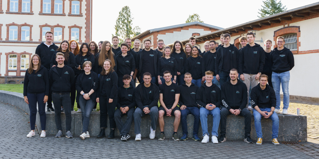 Gruppenfoto der Tutorinnen und Tutoren