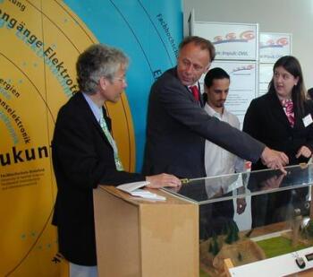 Studiengang Regenerative Energien als Botschafter der Energiekompetenzen OWL