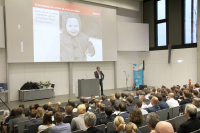 Referent Roland van Mark