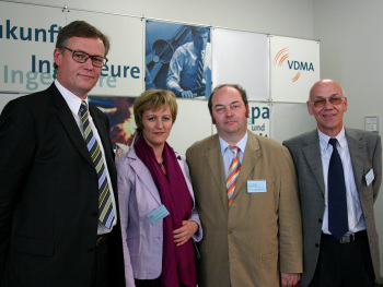 Informationsveranstaltung der FH Bielefeld und des VDMA