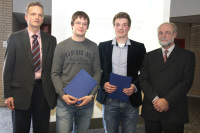 V. l.: Frank Kuckelsberg (1. Vorsitzender GFFE), Johannes Ebbinghaus, Henning Borchard und Professor Dr. Roland Schmiedl (Vorstandsmitglied GFFE).