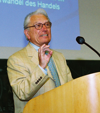 Theo Werdin: Aufbruch ins Marketing - 50 Jahre als Zeitungsmacher im Strukturwandel des Handels