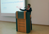 Professorin Vivian Carstensen am Rednerpult