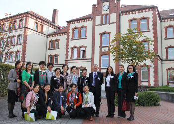 2014-09-29 Chinesische Delegation Campus Minden Gruppenfoto
