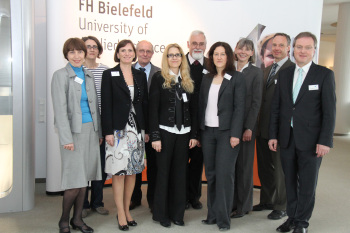 Prof. Dr. Swetlana Franken, Ivonne zum Felde, Viola Albrecht, Werner Schauerte, Pirka Falkenberg, Prof. Dr. Rolf Franken, Prof. Dr. Sybille Reichart, Christiane Kersting, Robert Schwender, Prof. Dr. Uwe Rössler (v. l.).