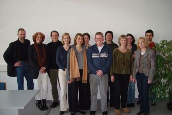 Regelmäßig finden Treffen des Promotionskollegs statt. Das zweite Treffen organisierte der Fachbereich Pflege- und Gesundheit. Professorin Ursula Walkenhorst (Foto 2. v. l.) und Professor i. V. Mathias Bonse-Rohmann (links) mit Professorin Barbara Knigge-