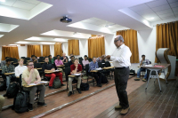 Studierende-im-Seminar