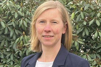 Porträt Prof. Dr. Katja Greer