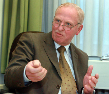 Porträt von Professor Dr.-Ing. habil. Klaus Hofer