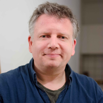 Portraitfoto von Prof. Dr. Claus Melter.