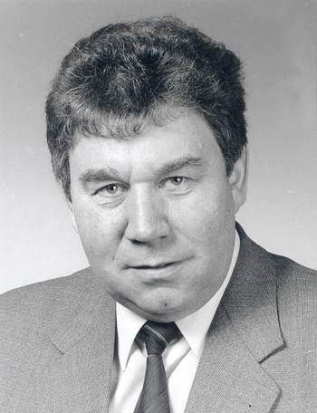Porträt von Professor Dr. Heinrich Ostholt