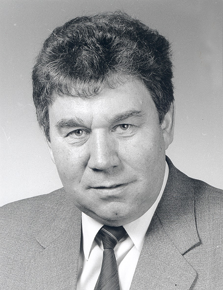 Porträt von Professor Dr. Heinrich Ostholt