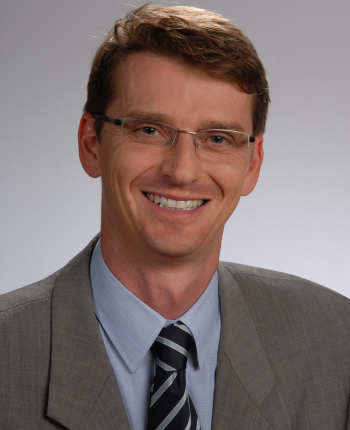 Porträt von Prof. Dr. Klaus Rüdiger