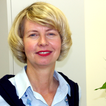 Porträt von Professorin Dr. Ulrike Settnik