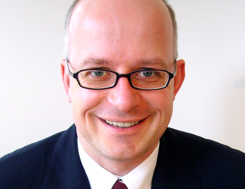 Porträt von Prof. Dr. Michael Stricker