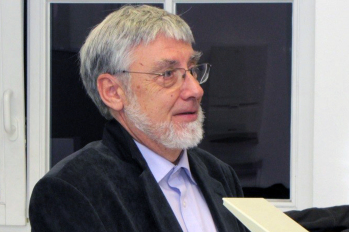 Porträt von Prof. Dr. Rainer Walden