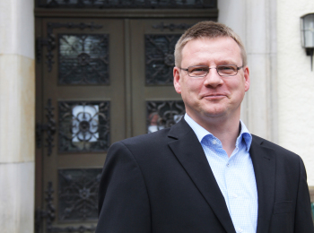 Porträt von Prof. Dr. Uwe Weitkemper