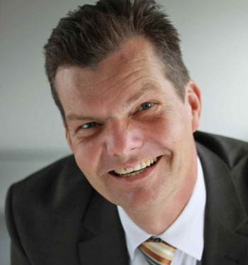 Porträt von Prof. Dr.-Ing. Jörg Wollert
