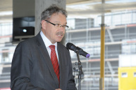 Dr. Rüdiger Messal, Staatssekretär im Finanzministerium des Landes NRW, bei seinem Grußwort.