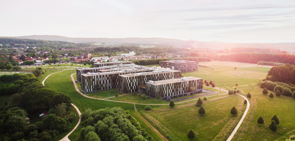 Luftaunahme HSBI-Hauptgebäude, Interaktion, Bielefeld