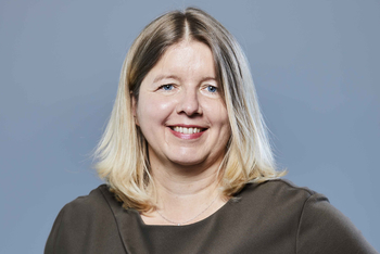 Prof. Dr Michaela Hoke